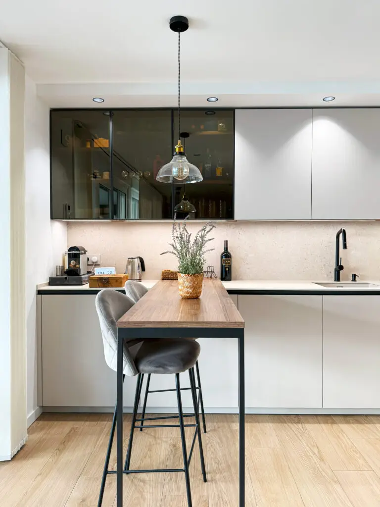 Cocina con barra desayunero- estructura mostrador